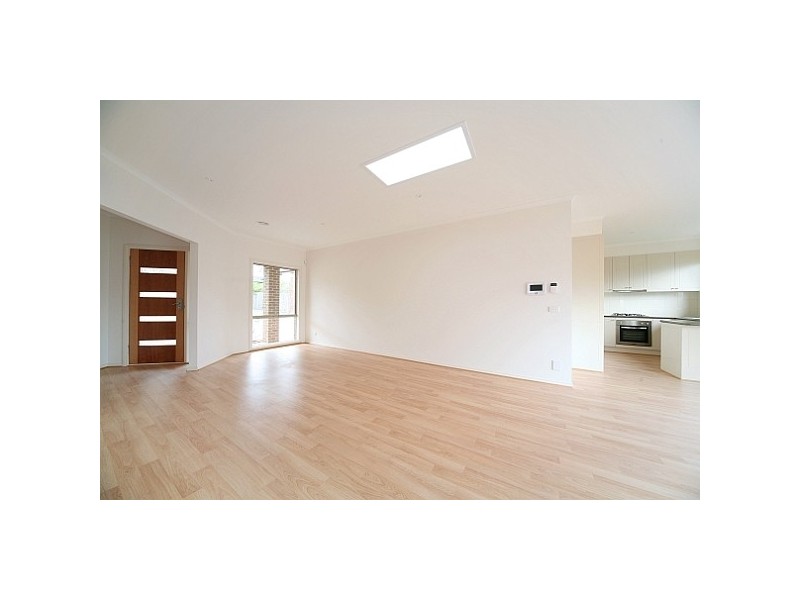 2/6 Schulz Street, Bentleigh East VIC 3165