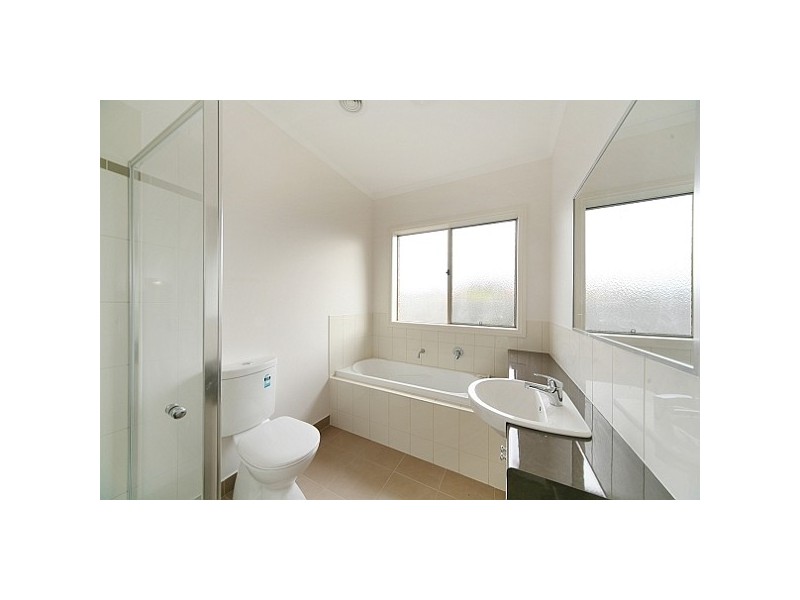 2/6 Schulz Street, Bentleigh East VIC 3165