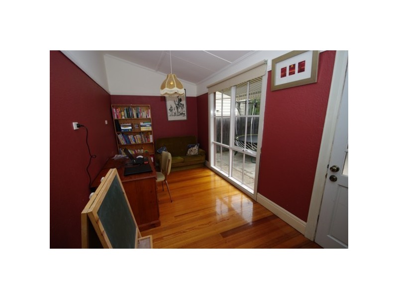 5 Fitzroy Street, Mckinnon VIC 3204