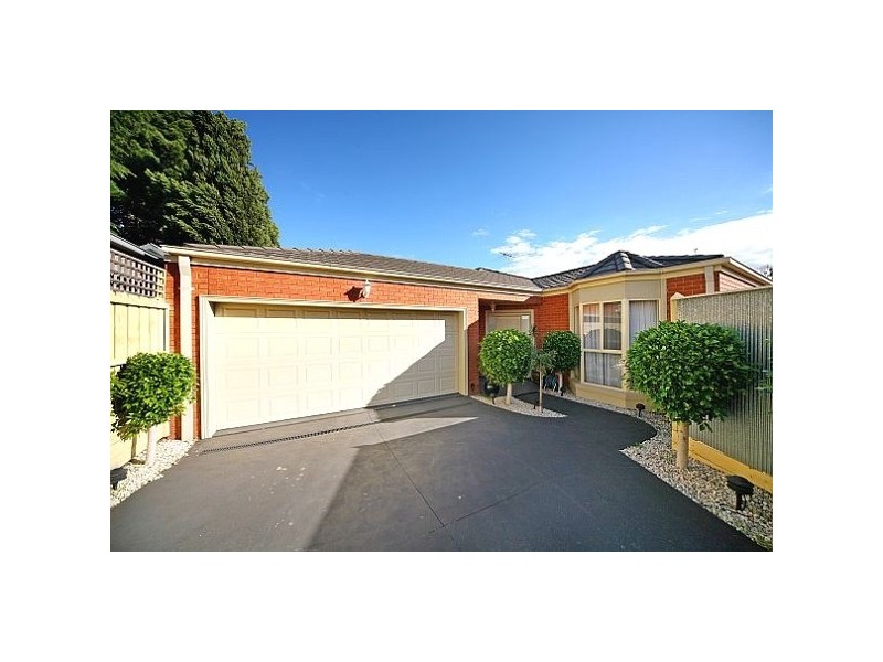 2/14 Hutchinson Street, Bentleigh VIC 3204