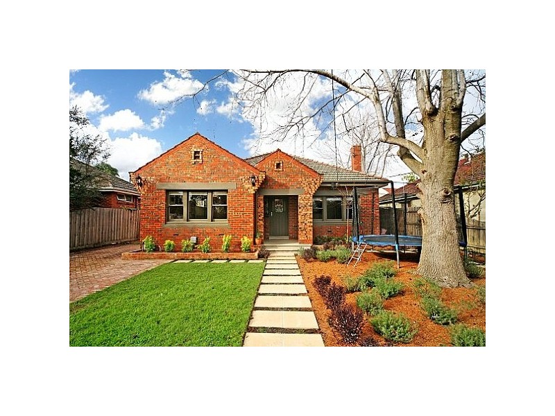 12 Mackie Grove, Brighton East VIC 3187