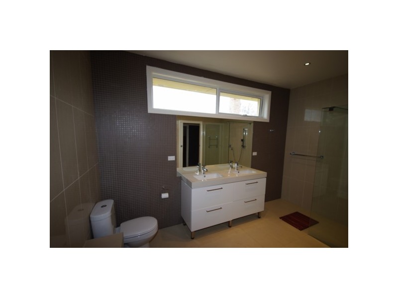 1 Hobart Street, Bentleigh VIC 3204