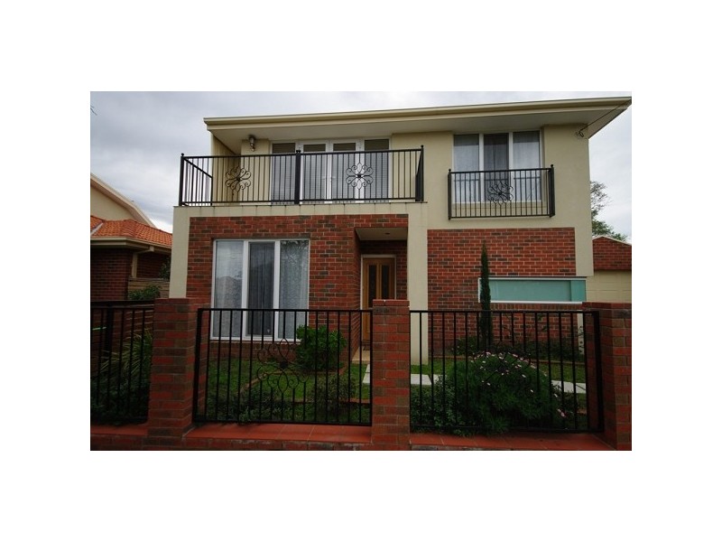 1 Lawson Street, Bentleigh VIC 3204