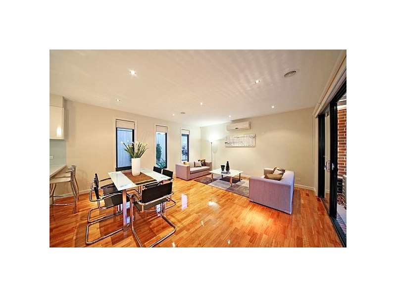 1/3 Moor Street, Bentleigh East VIC 3165