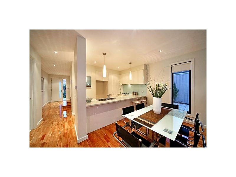 1/3 Moor Street, Bentleigh East VIC 3165