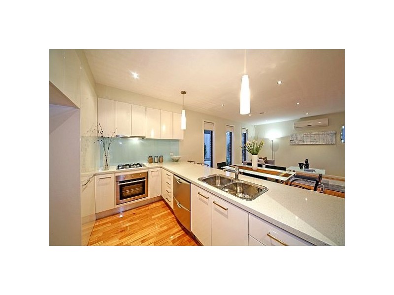 1/3 Moor Street, Bentleigh East VIC 3165