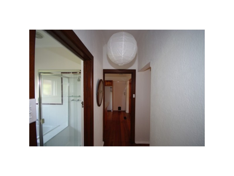 1/2 Riddle Street, Bentleigh VIC 3204