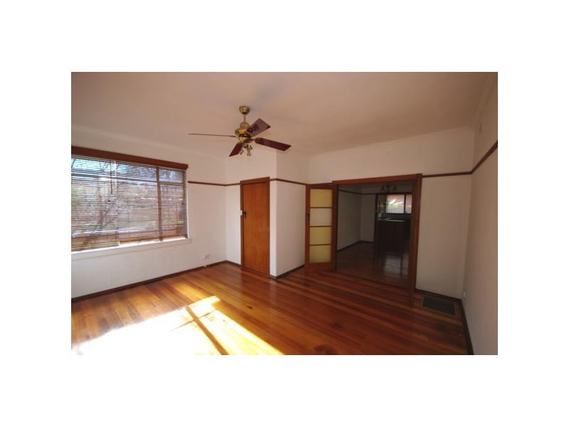 1/2 Riddle Street, Bentleigh VIC 3204