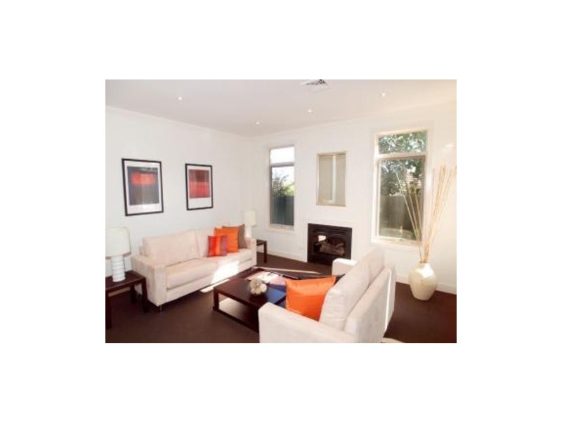 2/5 Murrong Avenue, Bentleigh East VIC 3165