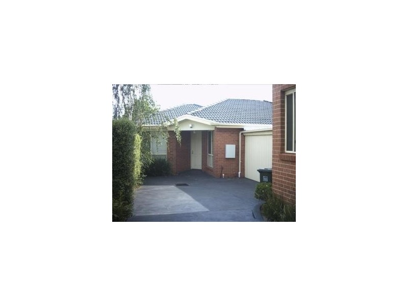 2/6 McKinnon Road, Mckinnon VIC 3204