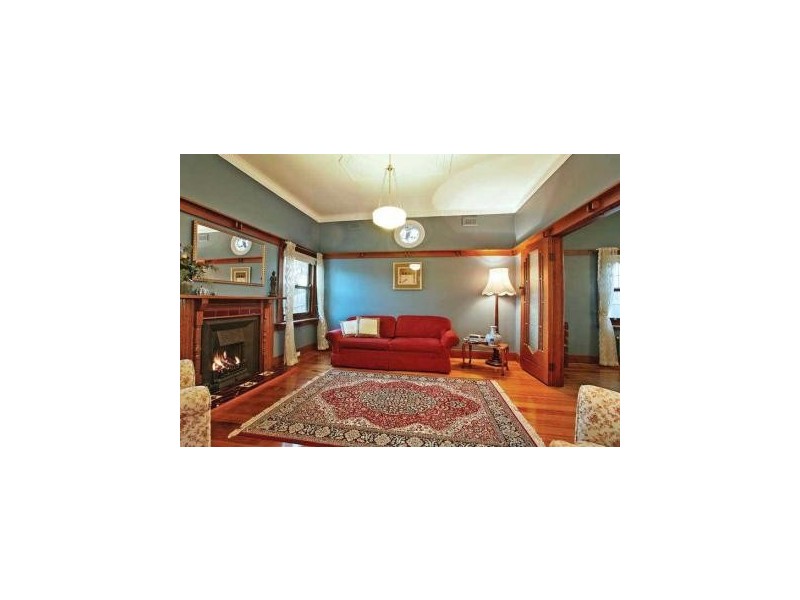 60 Hall Street, Mckinnon VIC 3204