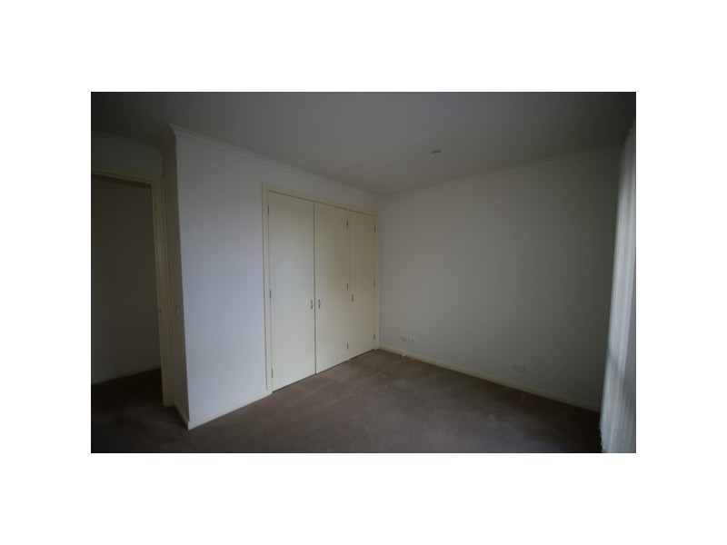 2/12 Browns Road, Bentleigh East VIC 3165