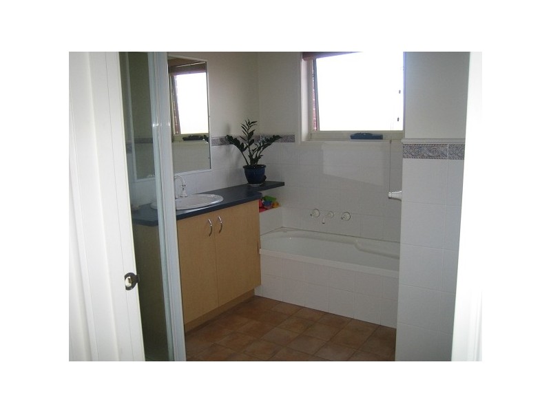 1/12 Bleazby Street, Bentleigh VIC 3204