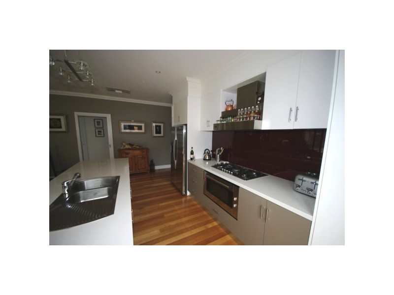 5 Adrian Street, Bentleigh East VIC 3165