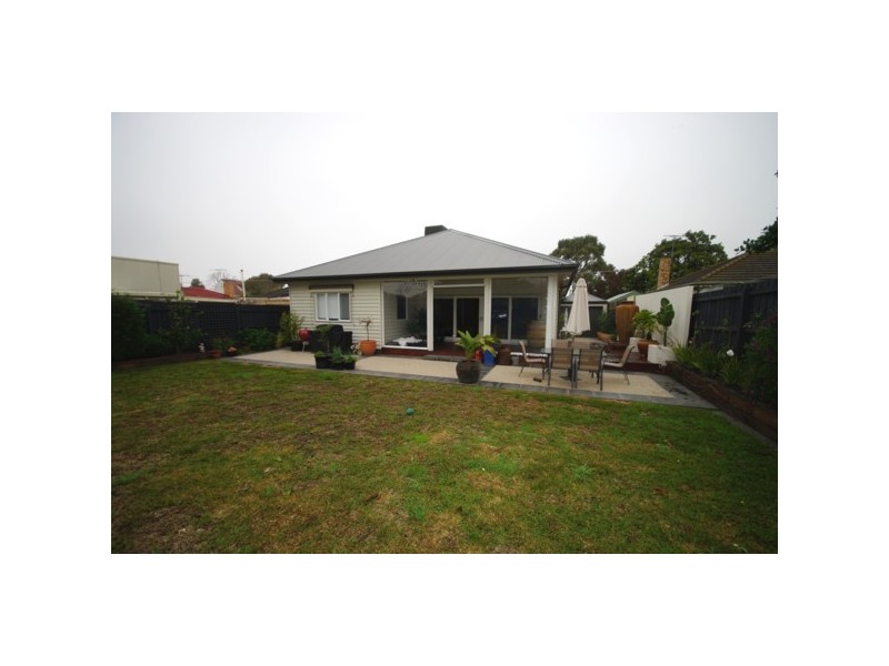 5 Adrian Street, Bentleigh East VIC 3165