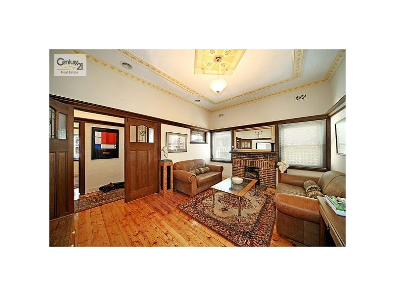 1 Larch Street, Caulfield South VIC 3162