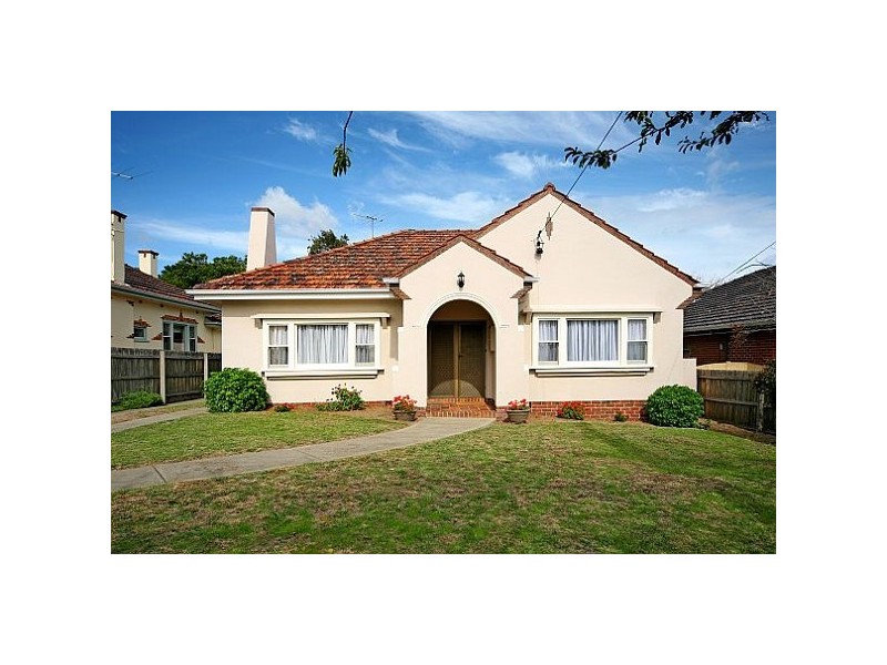 8 Bruce Street, Bentleigh VIC 3204