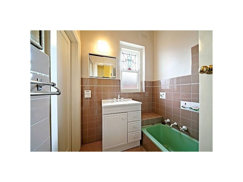 8 Bruce Street, Bentleigh VIC 3204