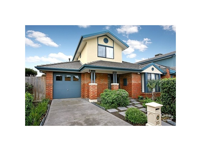 93 Tudor Street, Bentleigh East VIC 3165