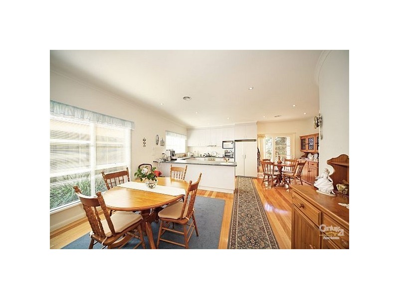 2/42 Chesterville Road, Cheltenham VIC 3192