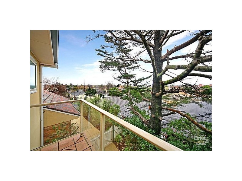 7 Hutchinson Street, Bentleigh VIC 3204