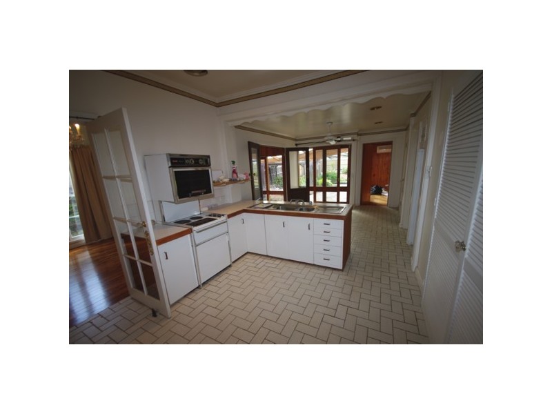 10 Moylan Street, Bentleigh East VIC 3165