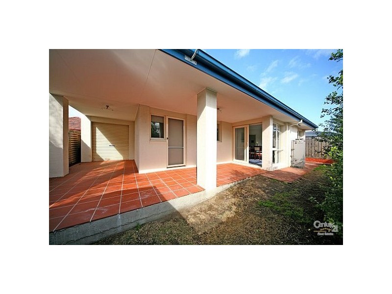 2/17 Eleebana Avenue, Hughesdale VIC 3166