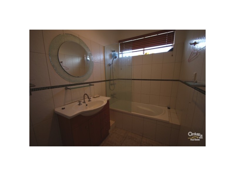 98 Rowans Road, Moorabbin VIC 3189