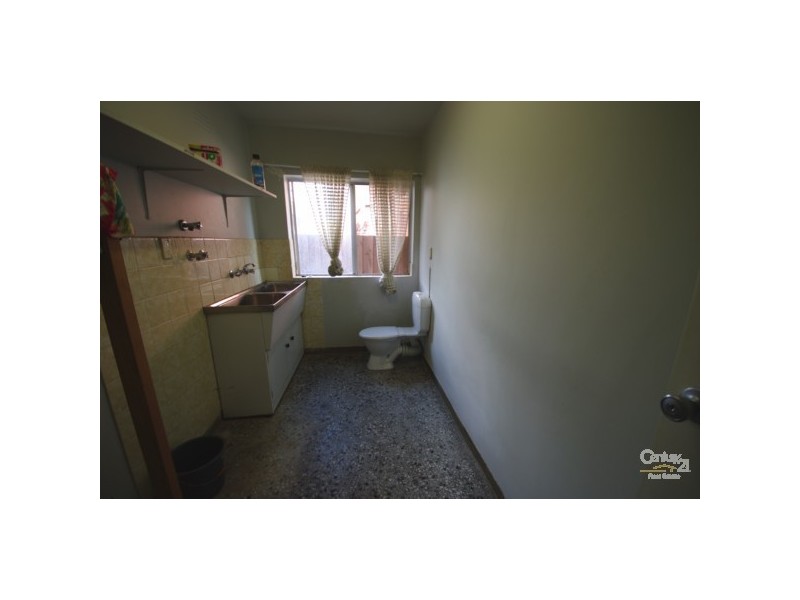 98 Rowans Road, Moorabbin VIC 3189