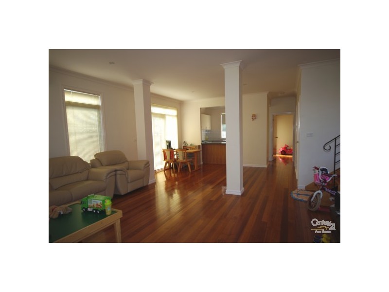 3/9 Bleazby Street, Bentleigh VIC 3204