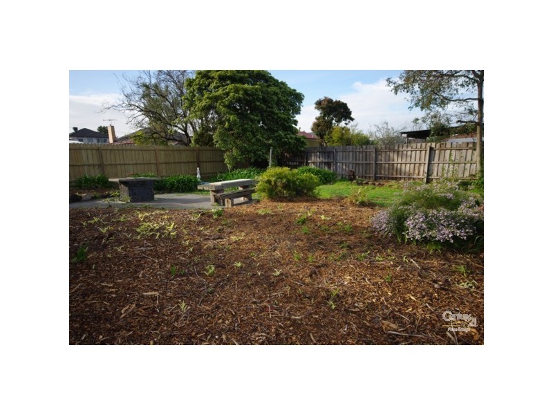 10 Moylan Street, Bentleigh East VIC 3165