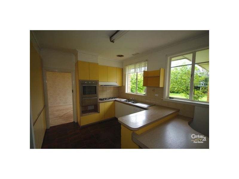 2 Trinity Court, Bentleigh East VIC 3165