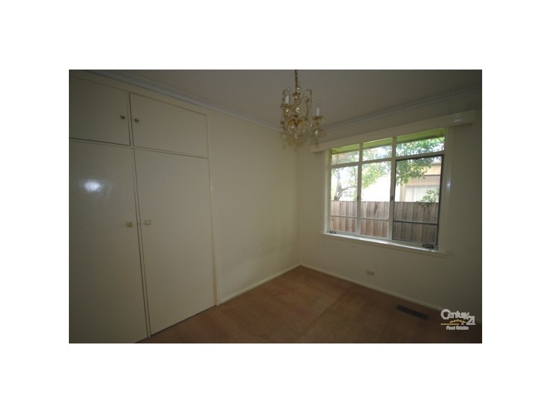 2 Trinity Court, Bentleigh East VIC 3165