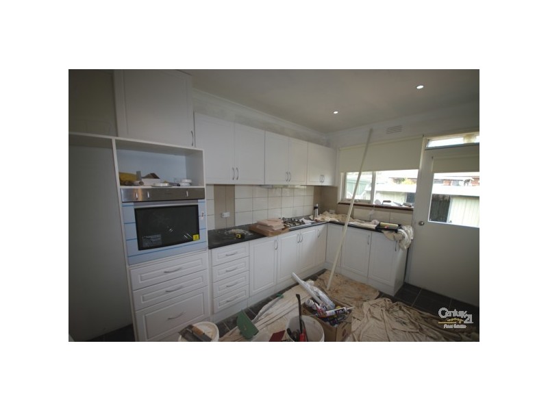2/1 Olive Grove, Parkdale VIC 3195