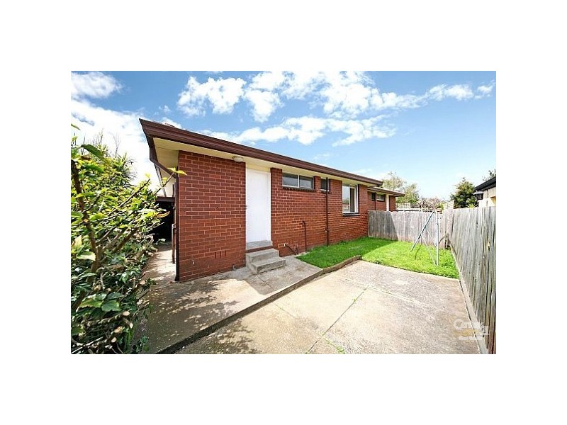 2/22 Follett Road, Cheltenham VIC 3192
