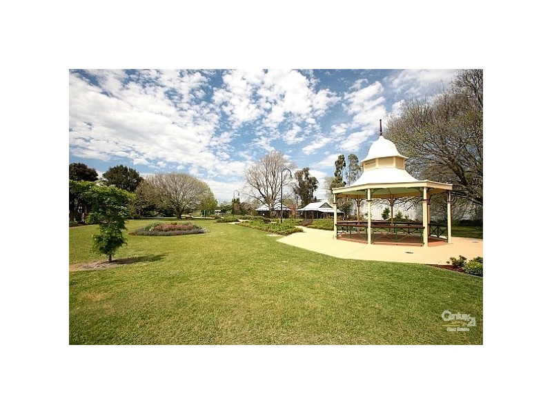 6 Carcoola Court, Ormond VIC 3204
