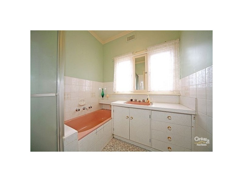 10 Poet Road, Bentleigh East VIC 3165