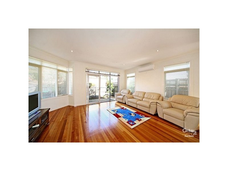 3/9 Bleazby Street, Bentleigh VIC 3204