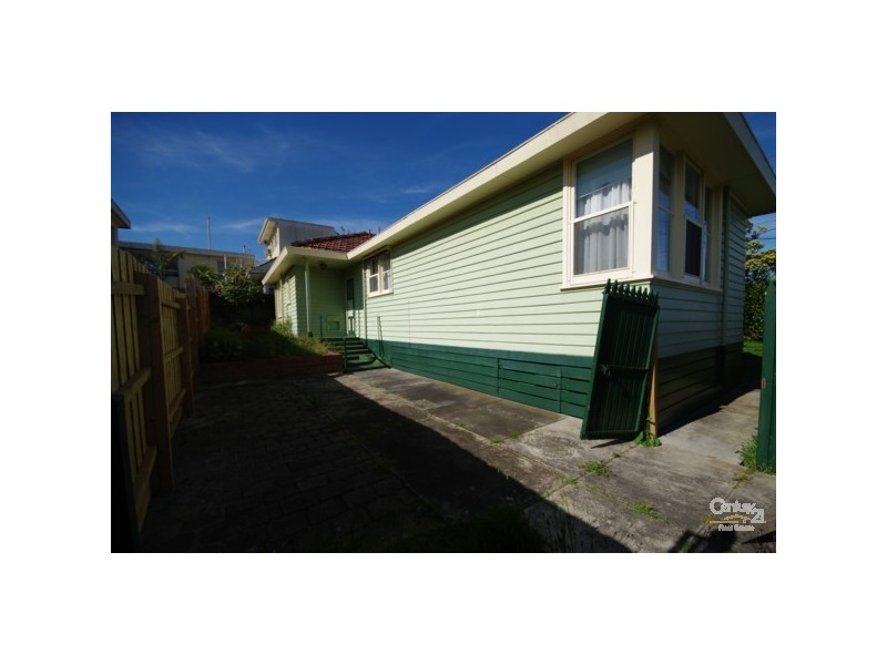 111 Tucker Road, Bentleigh VIC 3204