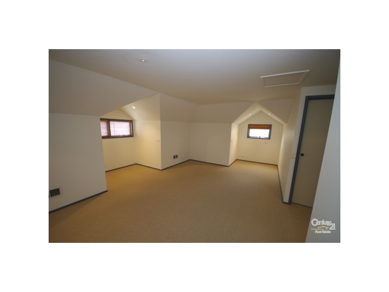 68A Wright Street, Mckinnon VIC 3204