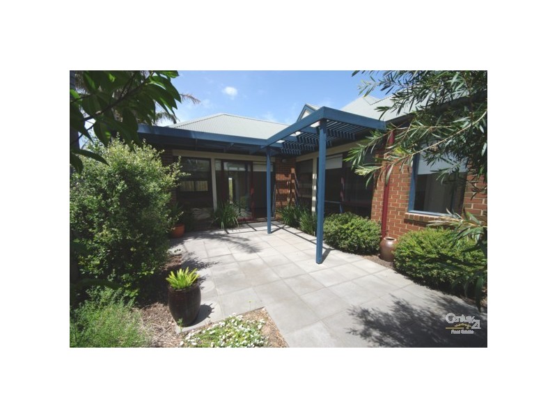 68A Wright Street, Mckinnon VIC 3204