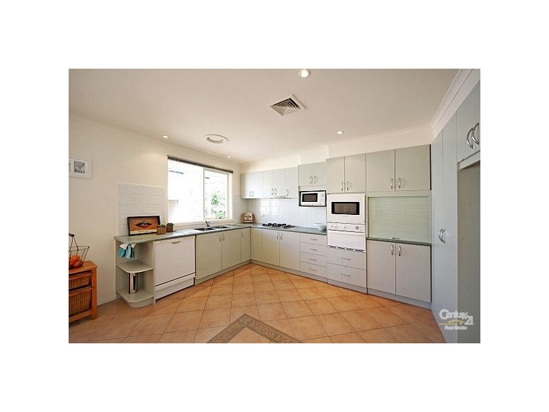 10 Eila Close, Cheltenham VIC 3192