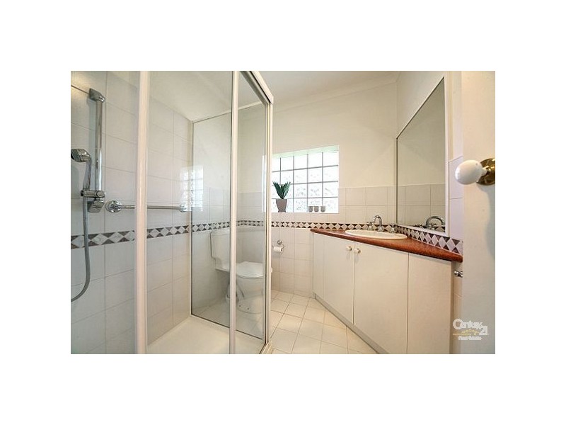 10 Eila Close, Cheltenham VIC 3192