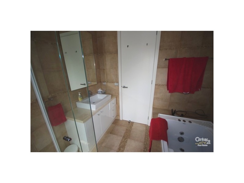 29 St James Avenue, Bentleigh VIC 3204