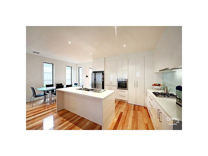 13 Brosa Avenue, Bentleigh East VIC 3165