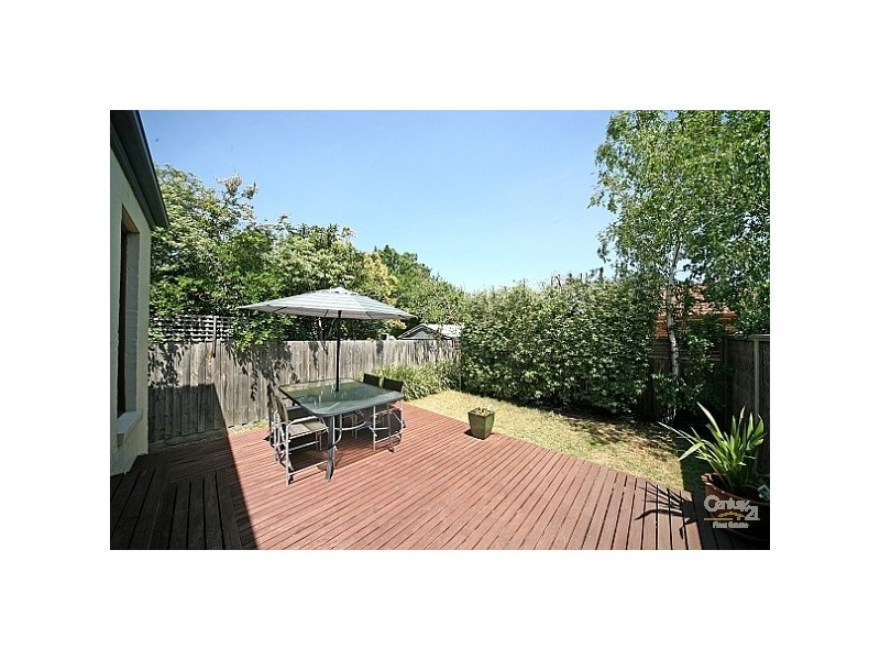 33 Gilmour Road, Bentleigh VIC 3204