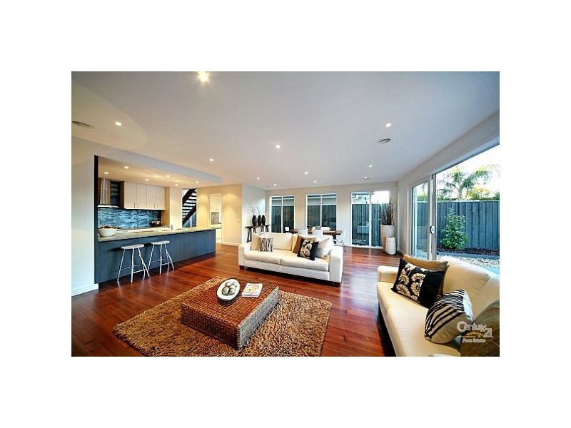 34B Windsor Avenue, Mckinnon VIC 3204