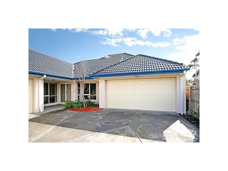 2/17 Eleebana Avenue, Hughesdale VIC 3166