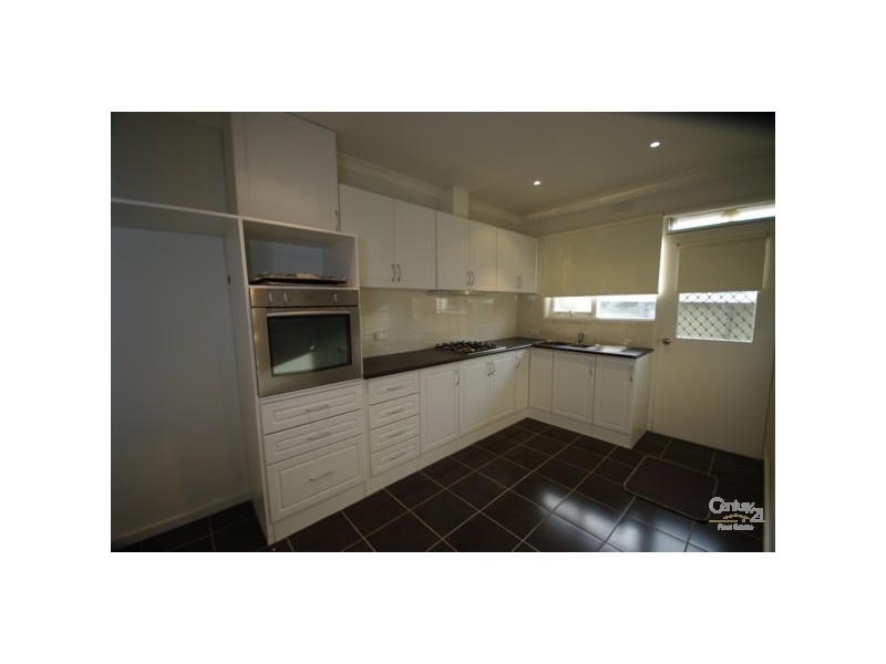 2/1 Olive Grove, Mentone VIC 3194