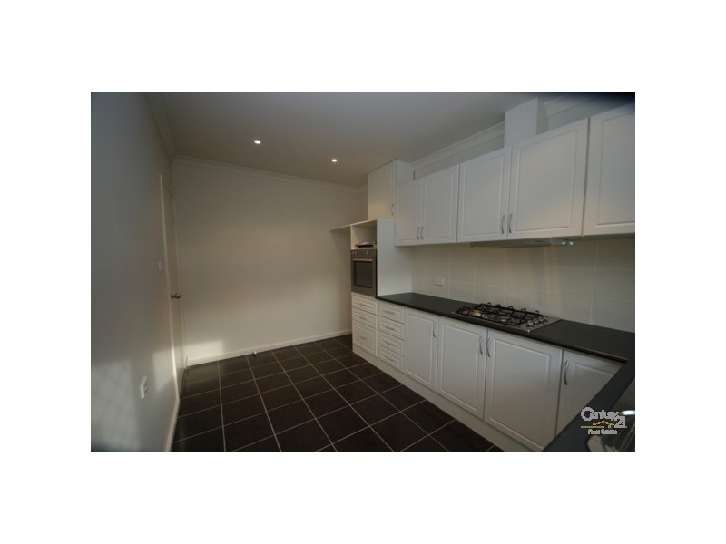 2/1 Olive Grove, Mentone VIC 3194